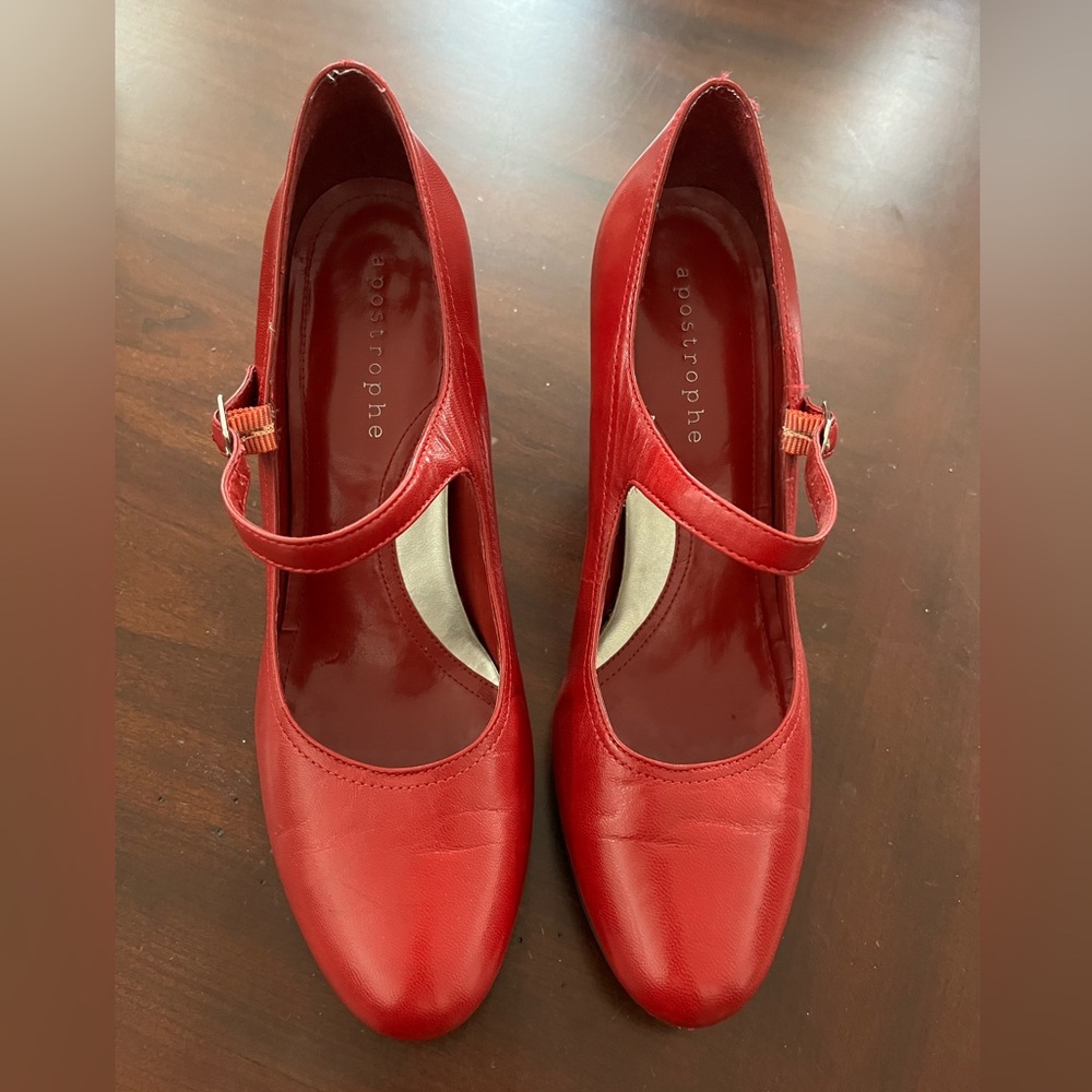 Apostrophe red leather heels. Size 10 rarely worn great condition